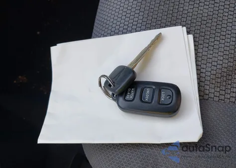 2007 Pontiac Vibe из США, поврежденный, VIN 5Y2SL65887Z405868